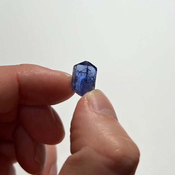 tanzanite crystal in the raw