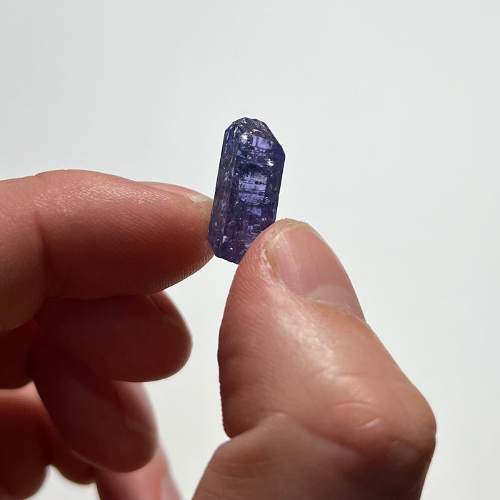 gemmy blue purple tanzanite specimen