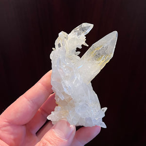 quartz size in hand