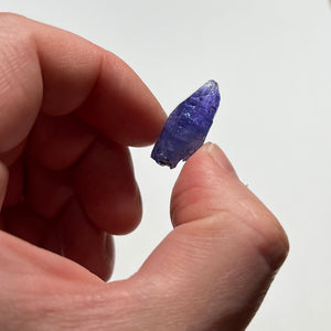 thumbnail tanzanite specimen in hand