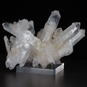 raw quartz specimen