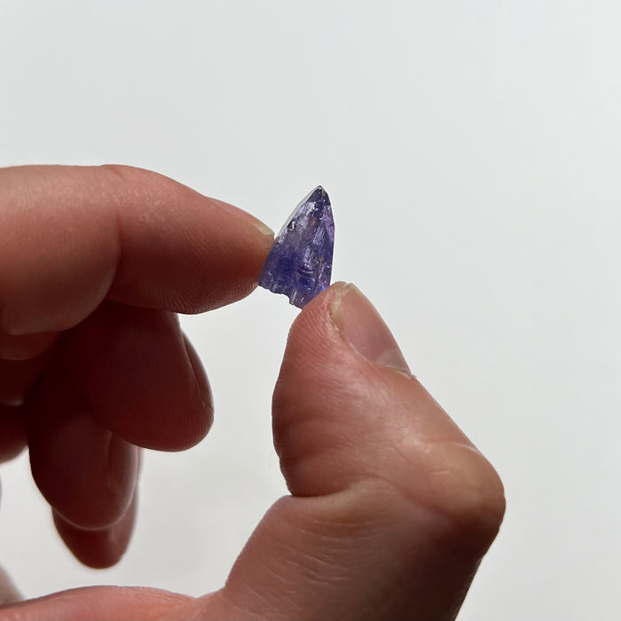 light color tanzanite crystal