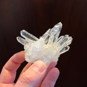 size of raw quartz cluster