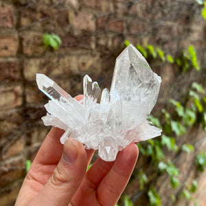 USA clear Quartz crystals