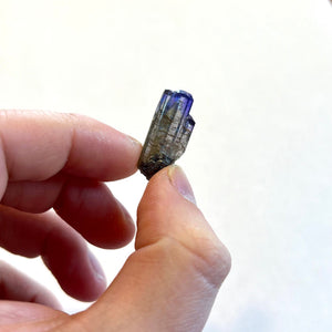 19.1ct Interesting Unheated Tanzanite Crystal Specimen