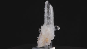 242g Raw Quartz Crystal From Colombia