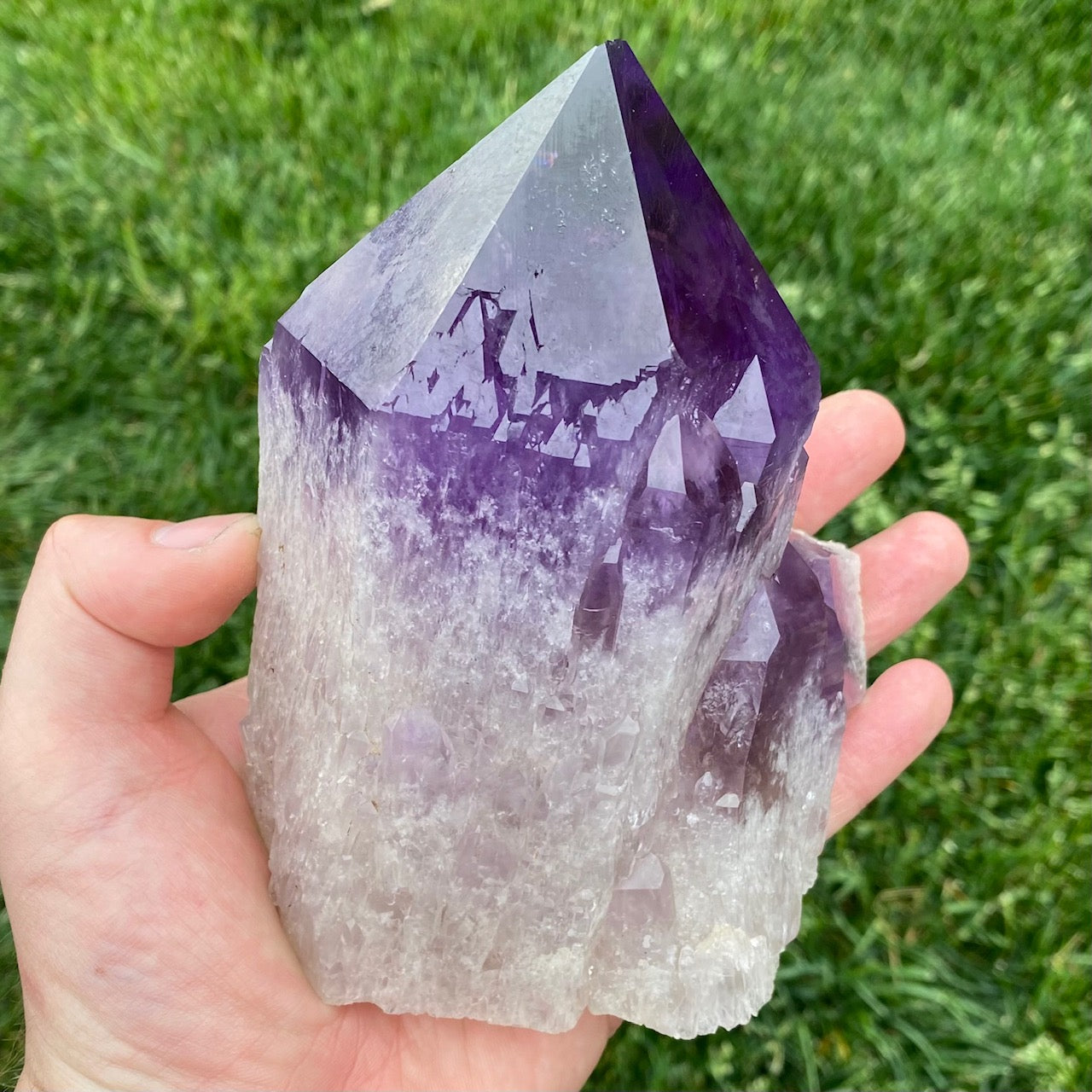 4Kilo Big Cluster of Amethyst Crystals from Bolivia - Mineral Mike
