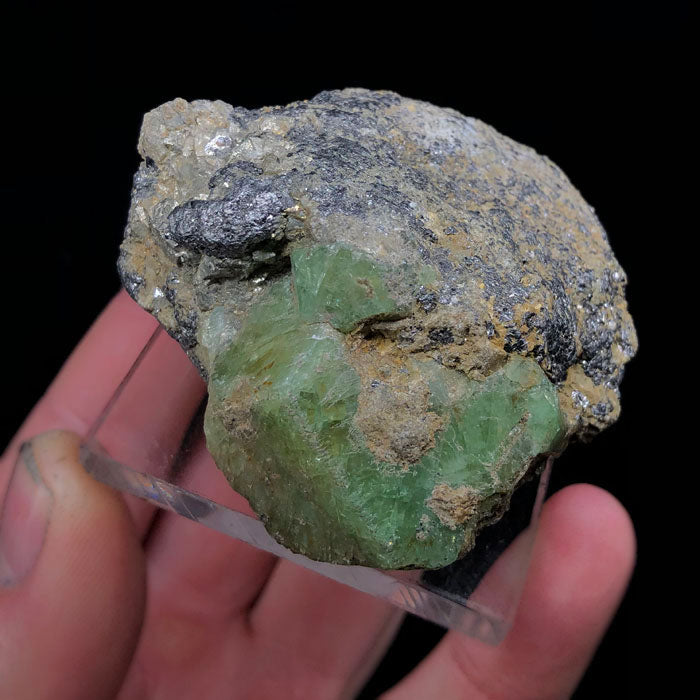 https://www.mineralmike.com/cdn/shop/products/Large-Green-Garnet-Crystal_1200x.jpg?v=1594662242