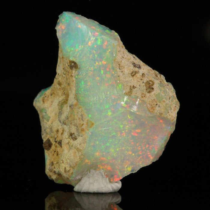 Tight Play of color opal rough